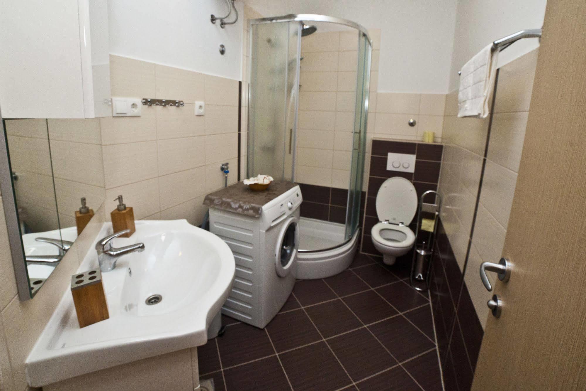 Split Apartments Peric Екстериор снимка