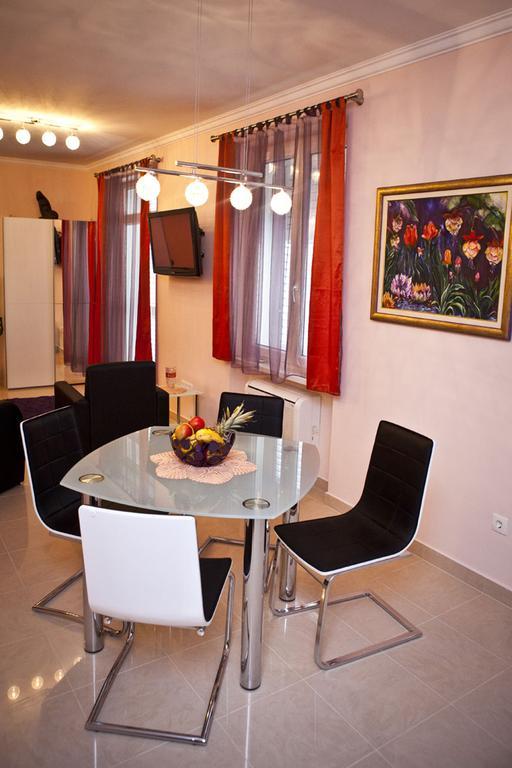Split Apartments Peric Екстериор снимка